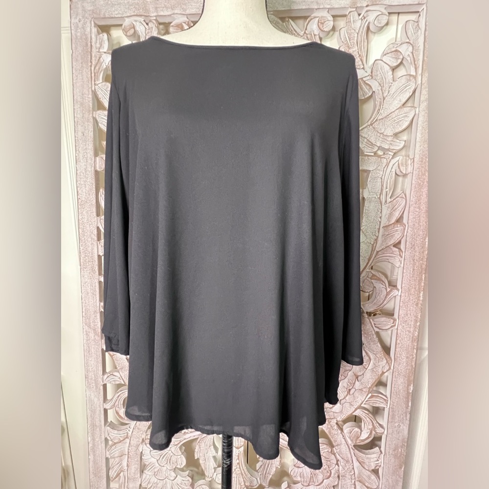EUC Gibson Latimer High Low Black Blouse Bell Sleeves Sz M